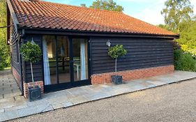 Brundish Suffolk Barn 2 Bed Idyllic 6 Acres